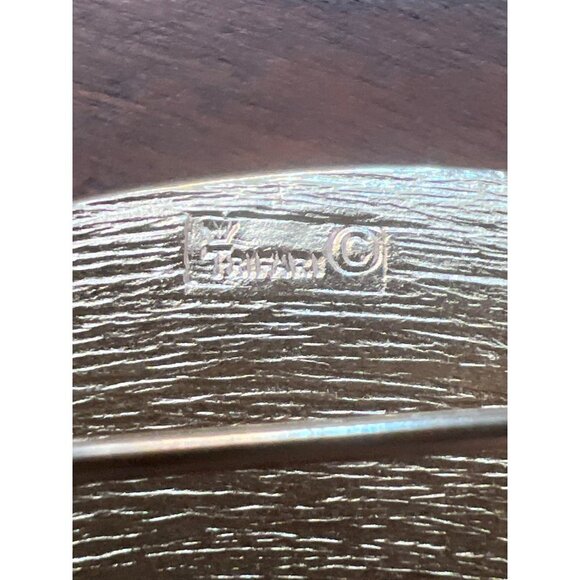 Crown Trifari Vintage Rare Brooch Brushed Goldtone Moon Leaf Elegant - Picture 2 of 7